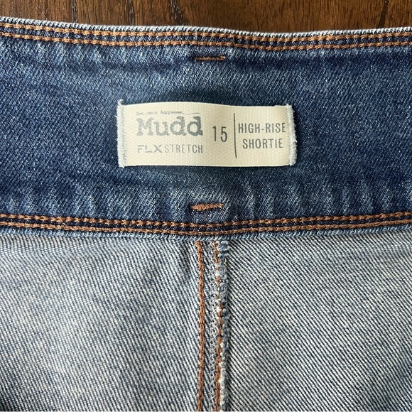 Mudd FLX Stretch High-Rise Shortie Blue Jean Shorts - Picture 5 of 8